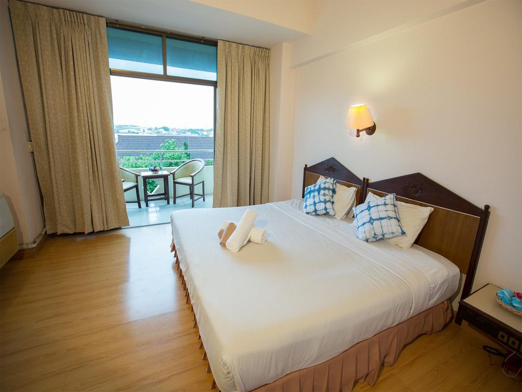 Phrae Nakara Hotel Exterior photo
